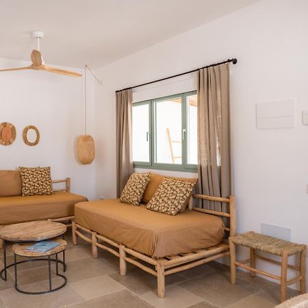 Apartamentos Punta Rasa Cala Saona Buitenkant foto